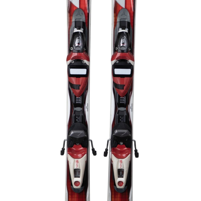 Ski occasion Dynastar D'stinct + fixations - Qualité A