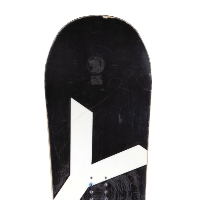 Snowboard Yes Basic + attacchi - Qualità B