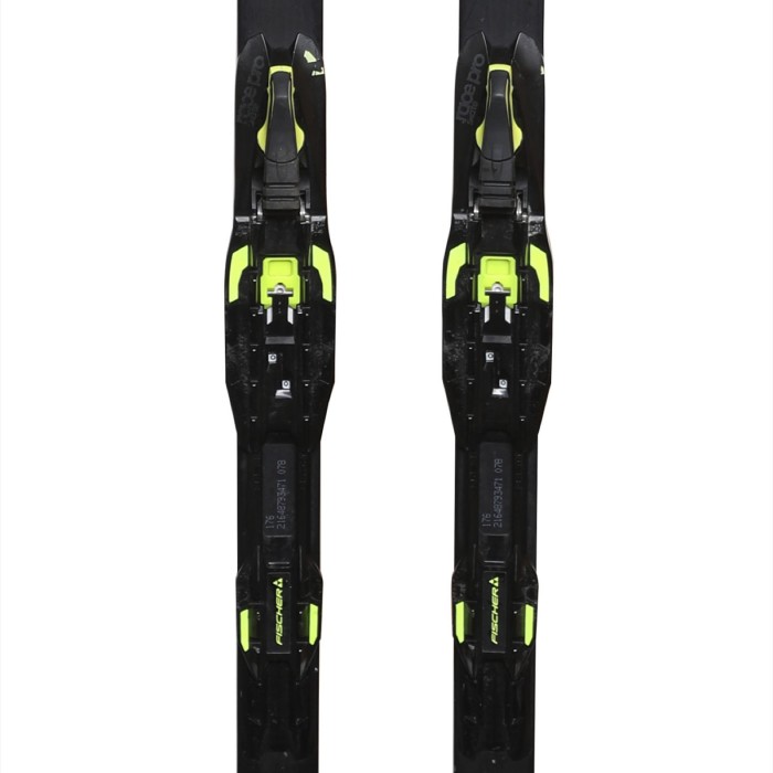 Esquís de fondo Fischer Carbon Lite skate plus + fijaciones NNN turnamic - Calidad A